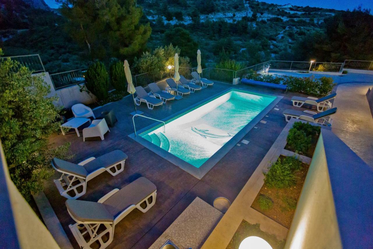 Island Hvar Seaside Villa Levanda With Beach, Pool & Seaview Хвар Экстерьер фото