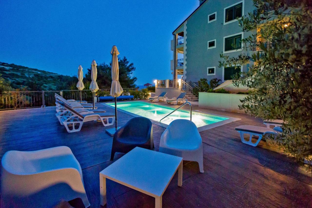 Island Hvar Seaside Villa Levanda With Beach, Pool & Seaview Хвар Экстерьер фото