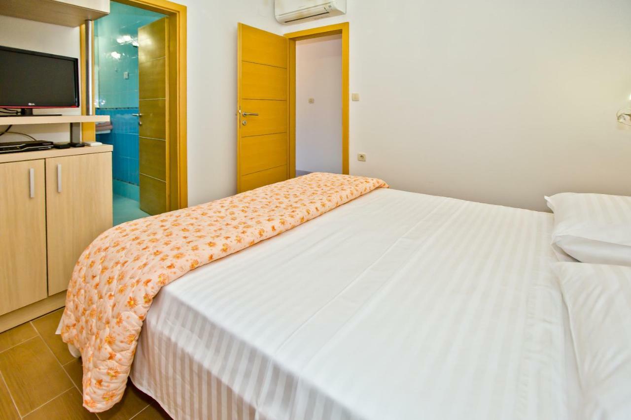 Island Hvar Seaside Villa Levanda With Beach, Pool & Seaview Хвар Экстерьер фото