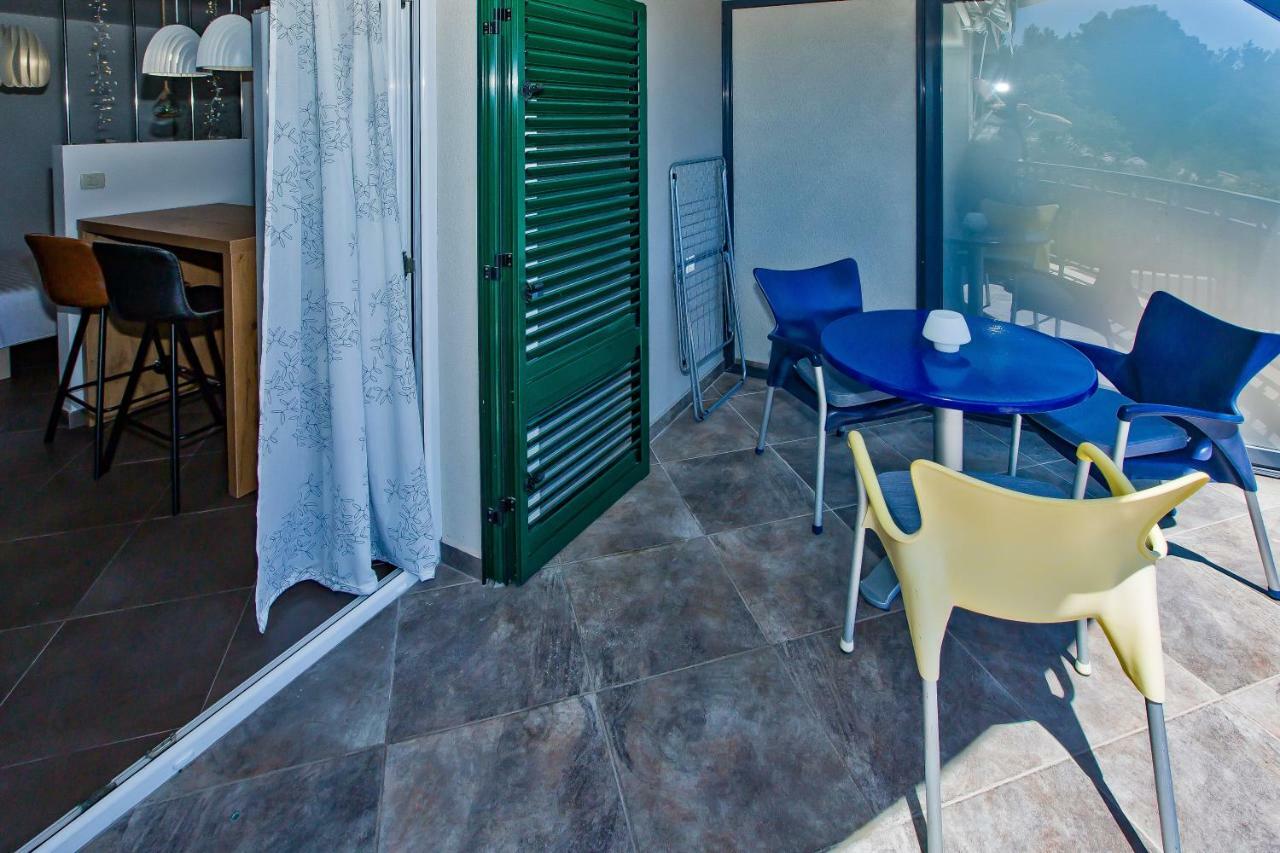Island Hvar Seaside Villa Levanda With Beach, Pool & Seaview Хвар Экстерьер фото
